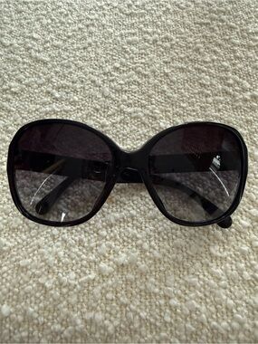 Chanel Sunglasses Classic Oversized Black Women's *authentic*